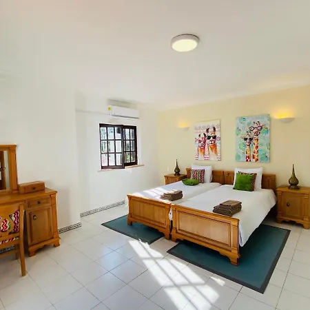 فيلة Azinheira By Check-in Portugal البوفيرا